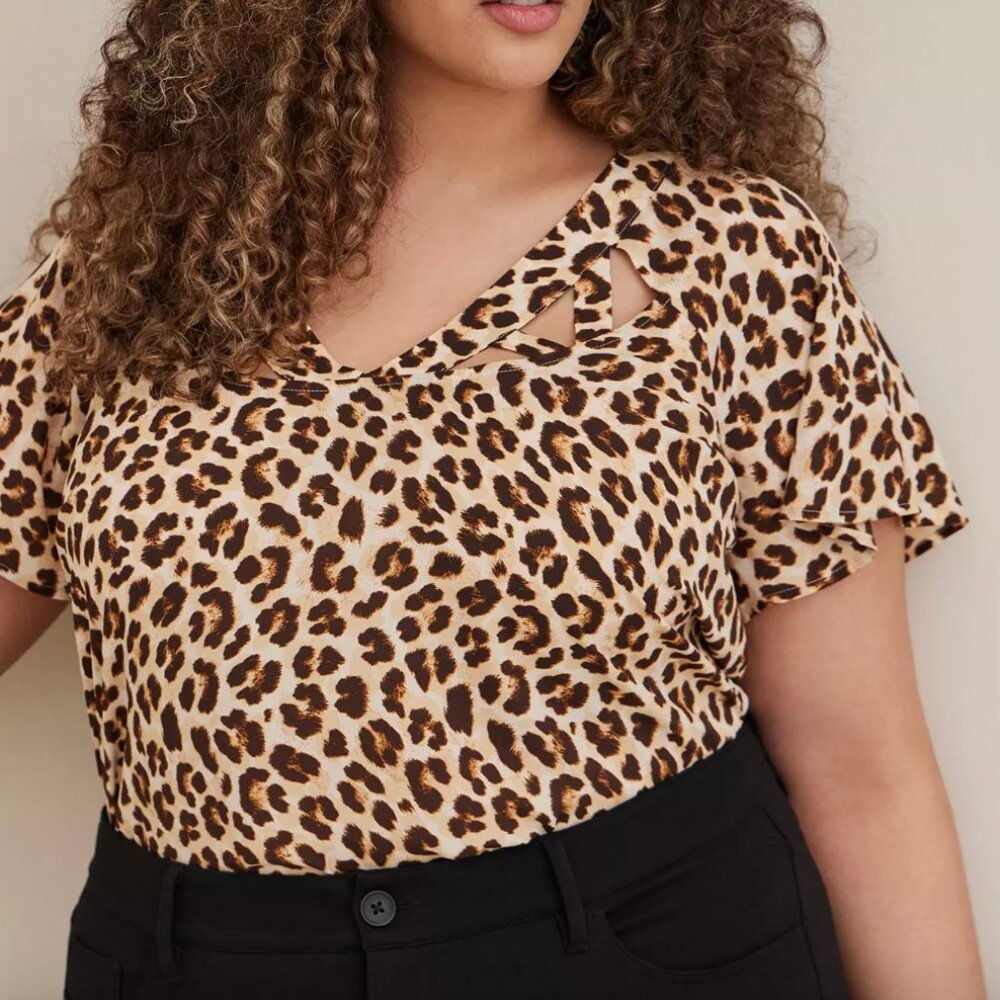 Torrid 3 3X Tan Black Leopard Print Georgette Cage Front V-Neck Blouse Top‎ Plus